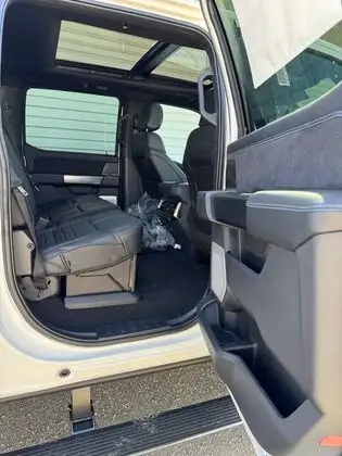 2026 Ford F-350 PLATINUM w/FX4, 5th WHL PREP, MNRF & 2KW PRO PWR - Photo 18