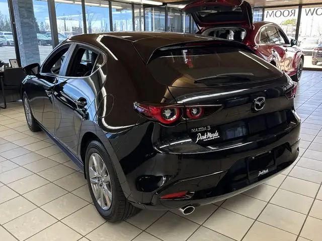 2026 Mazda3 Sport GS - Photo 7