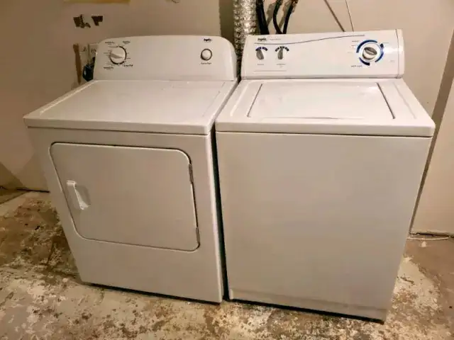 Room for rent near University of Alberta - Photo 8