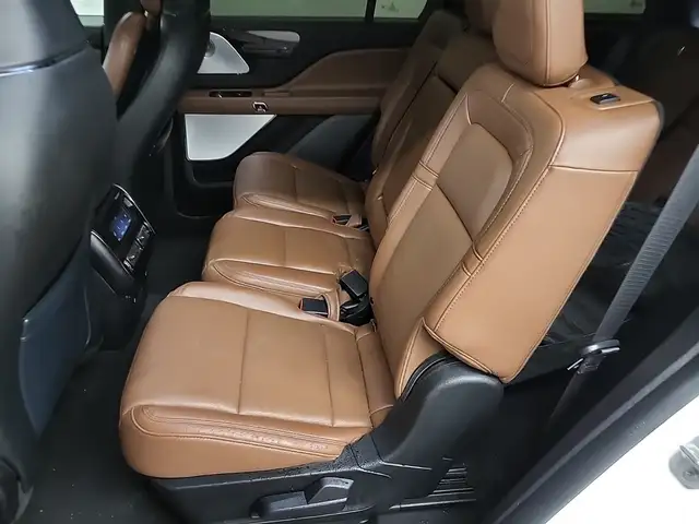 2022 Lincoln Aviator Reserve AWD 3.0L TWIN TURBO Full Luxury - Photo 9