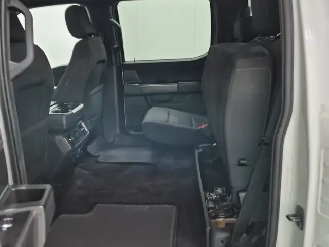 2024 Ford F-150 XLT 4WD FX4 302A Black Edition Low Kms Hard Tonn - Photo 8