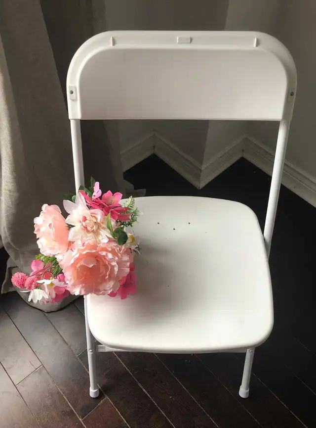 Chair rental 1.95 a chair Barrie - Photo 3