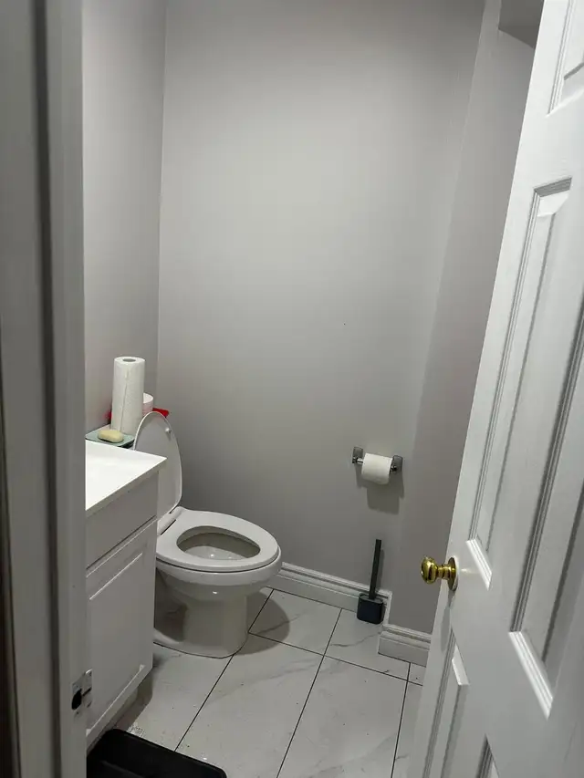 Private room for rent - Photo 3