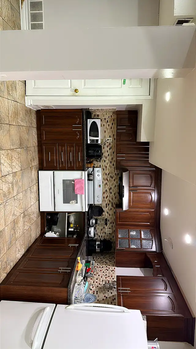 Private room for rent - Photo 5