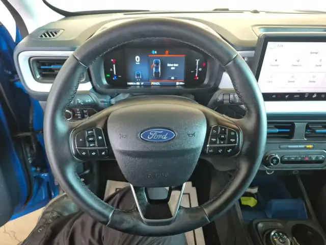 2025 Ford Maverick XLT Hybrid AWD 301A - Photo 11