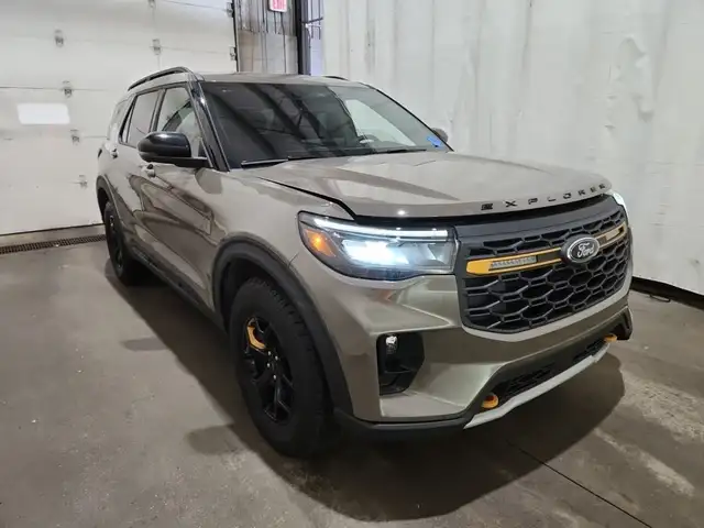 2026 Ford Explorer Tremor 800A - Photo 2