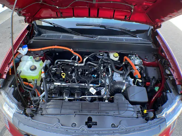 2026 Ford Maverick XLT Hybrid AWD 301A - Photo 11