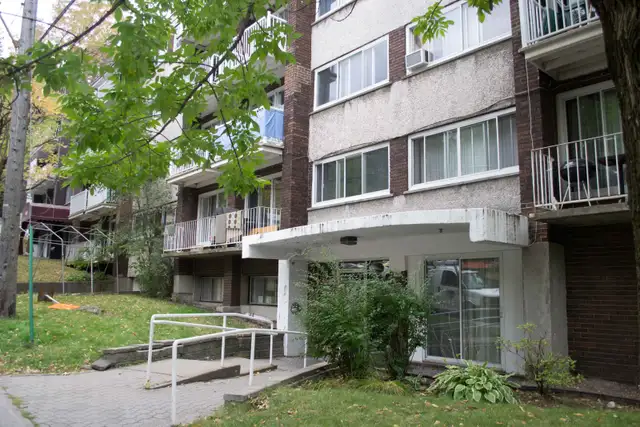 Beau GRAND 4½, 1ER JUILLET/CDN/POLY/ HEC/UdeM - Photo 6