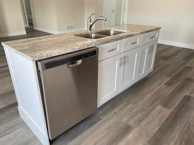 For Rent - 2 Plus 1 Bedroom Home in Kemble - Photo 3