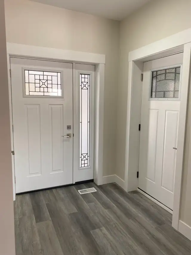 For Rent  - 2 Plus Bedroom in Kemble - Photo 2