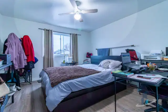 Appartement à Louer - 8 Rue Chevalier-de Rouville #2 - Photo 8