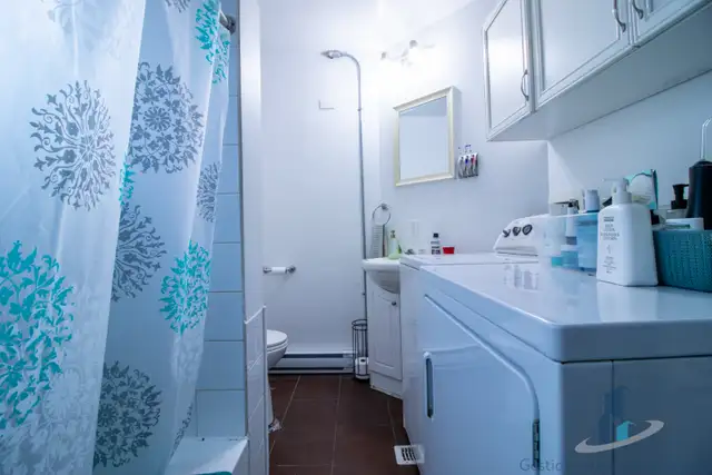 Appartement à Louer - 8 Rue Chevalier-de Rouville #2 - Photo 11