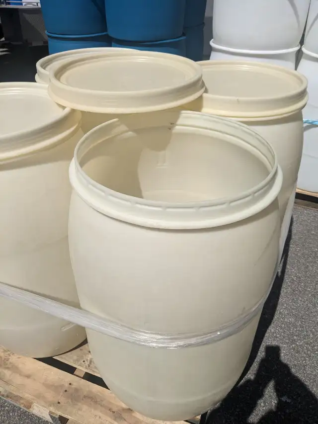 60 gallons - 220 lit.  FOOD GRADE, twisted open top plastic barr - Photo 2
