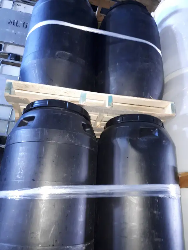 60 gallons - 220 lit.  FOOD GRADE, twisted open top plastic barr - Photo 5