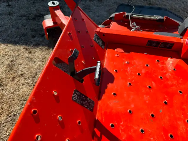 2019 Kubota Z421 Zero Turn Mower 60" Deck - Photo 6