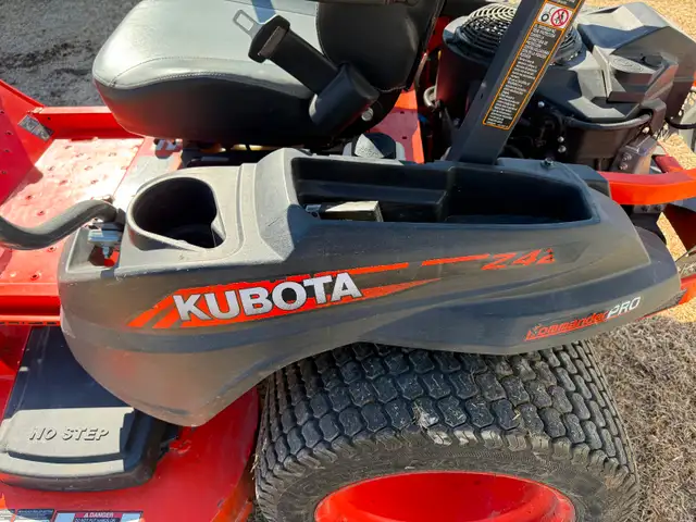 2019 Kubota Z421 Zero Turn Mower 60" Deck - Photo 9