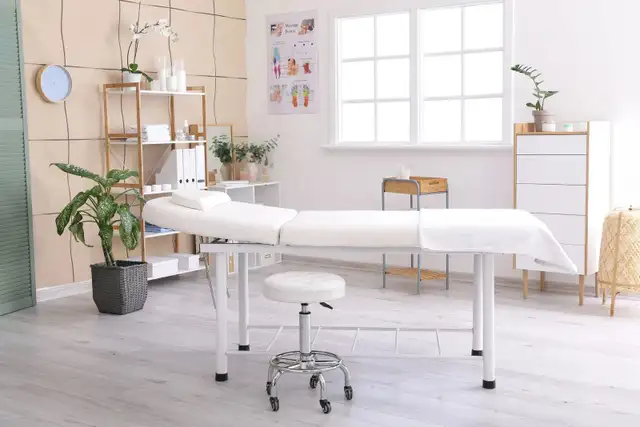 Office/Clinic Units are available for rent in Georgetown - Photo 3