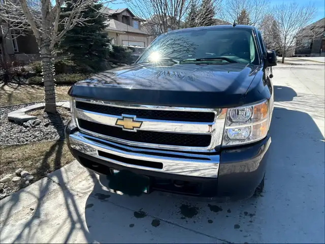 Safetied-2010 Chevy Silverado LS 4WD ext cab/ low miles/ no rust - Photo 3