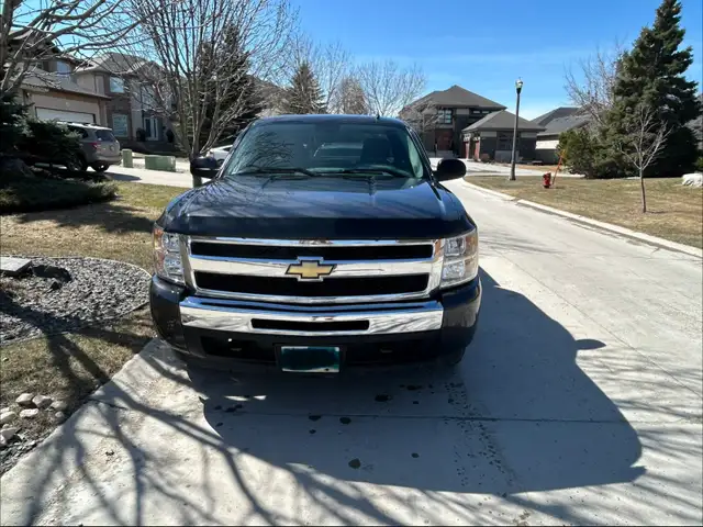 Safetied-2010 Chevy Silverado LS 4WD ext cab/ low miles/ no rust - Photo 8