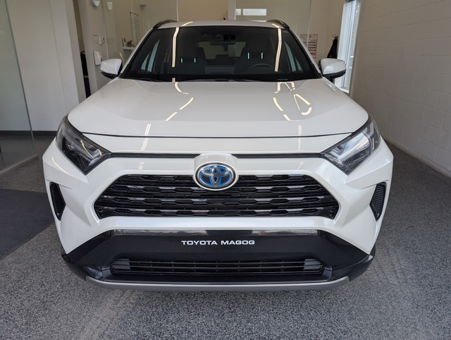 2022 Toyota RAV4 Hybrid SE AWD, - Photo 5
