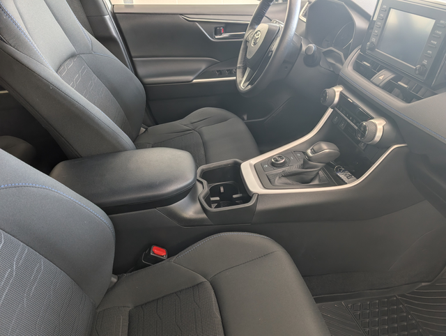 2022 Toyota RAV4 Hybrid SE AWD, - Photo 8