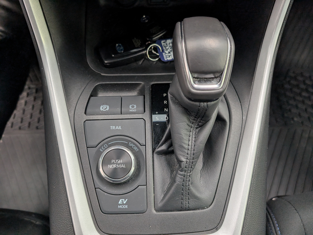 2022 Toyota RAV4 Hybrid SE AWD, - Photo 16