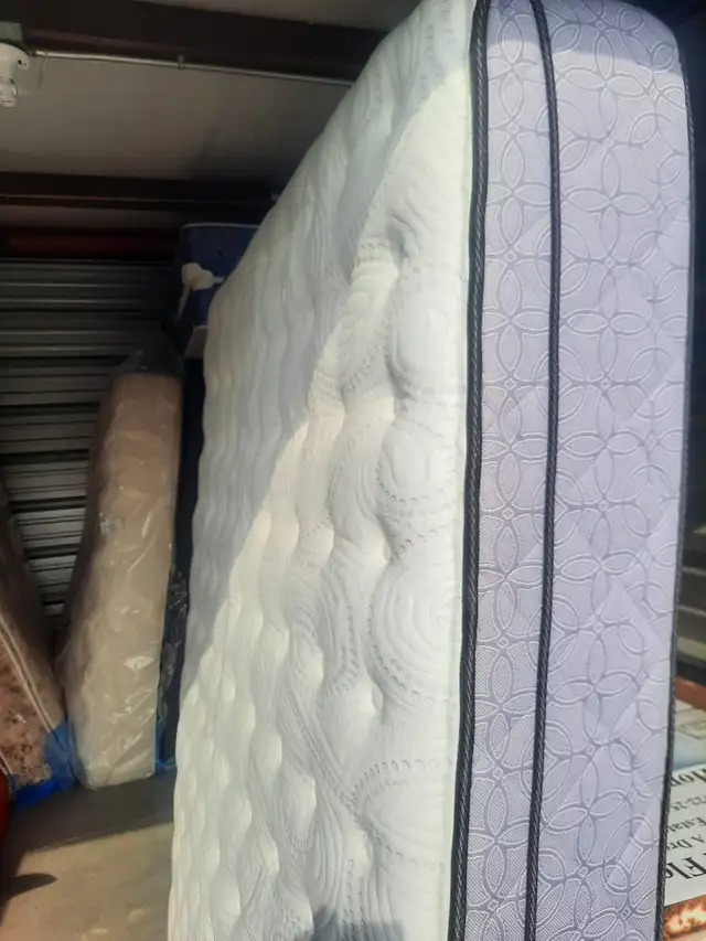 Queen, Double, and Twin Mattresses – Excellent Condition