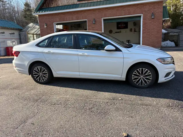 2019 Volkswagen Jetta highline - Photo 2