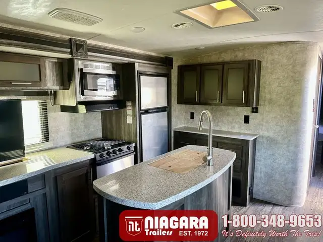 2019 HIGHLAND RIDGE RV OPEN RANGE LIGHT 312BHS Travel Trailer - Photo 11