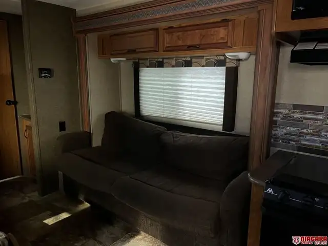 2015 STARCRAFT LAUNCH ULTRA LITE 26BHS Travel Trailer - Photo 20