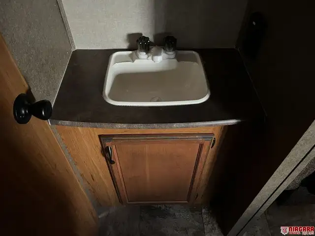 2015 STARCRAFT LAUNCH ULTRA LITE 26BHS Travel Trailer - Photo 27