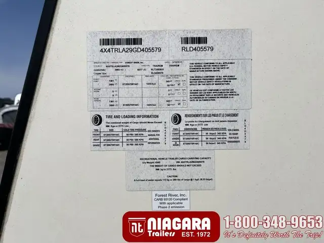 2016 FOREST RIVER ROCKWOOD MINI LITE 2502S Travel Trailer - Photo 3