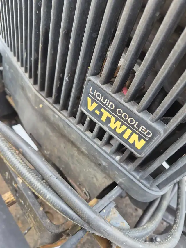 John deere425 hydrostatic 20hp liquide,power stering,chauffage, - Photo 6