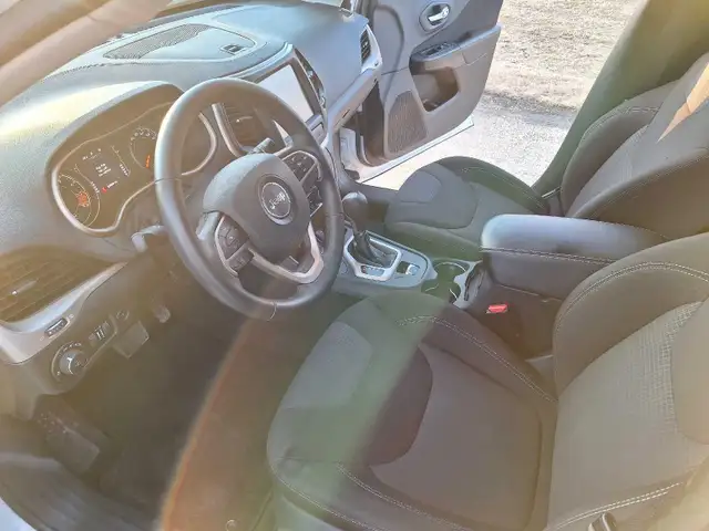 2015 Jeep Cherokee North - Photo 7