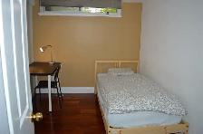 Room for Rent Immidiatly