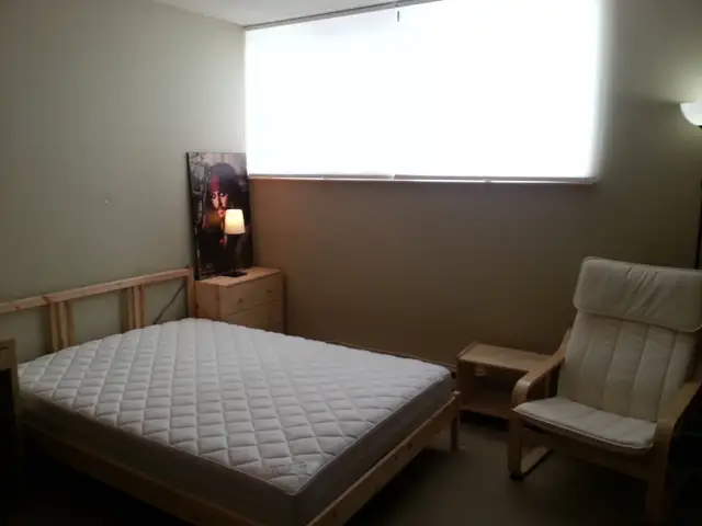 Large Room Available for a Student, Couple or Young Professional