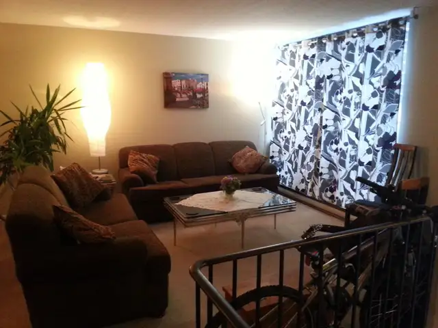 Large Room Available for a Student, Couple or Young Professional - Photo 5