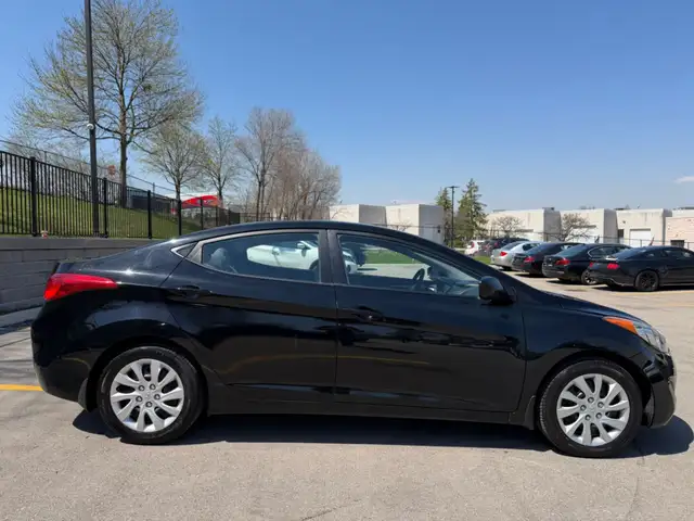 2013 Hyundai Elantra 4dr Sdn Auto GL Ltd Avail - Photo 4