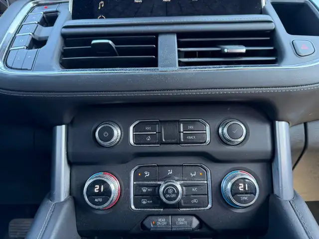 2023 GMC Yukon 4WD 4dr SLE - Photo 9