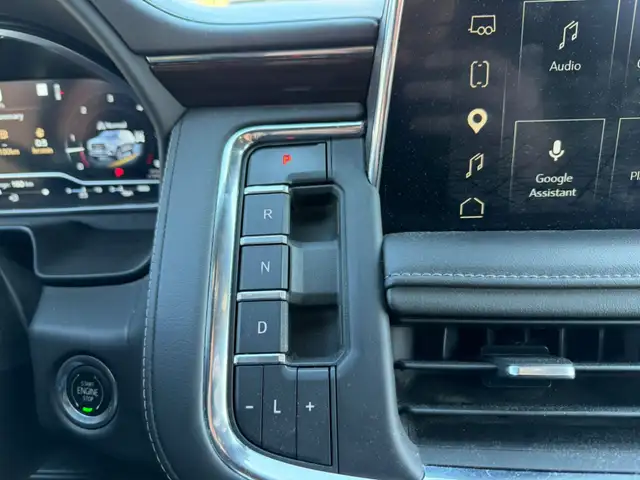 2023 GMC Yukon 4WD 4dr SLE - Photo 17