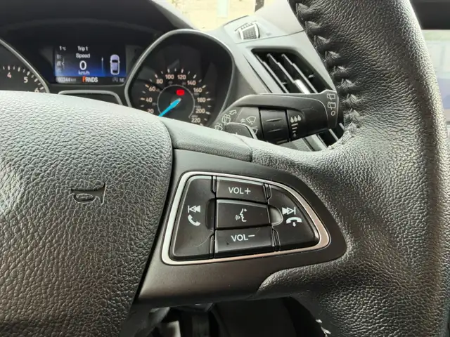 2017 Ford Escape FWD 4dr SE - Photo 11