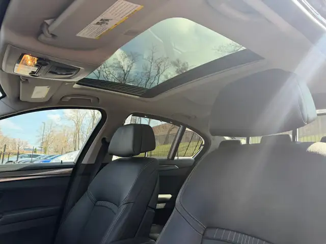 2014 BMW 5-Series 4dr Sdn 535i xDrive AWD - Photo 11