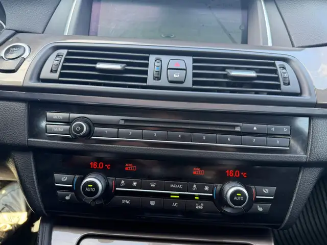 2014 BMW 5-Series 4dr Sdn 535i xDrive AWD - Photo 18