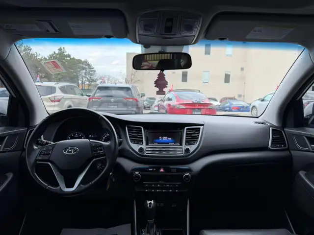 2017 Hyundai Tucson FWD 4dr 2.0L SE - Photo 5