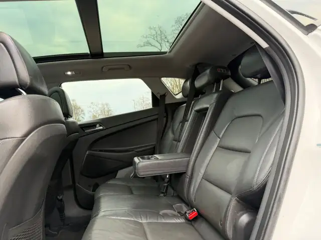 2017 Hyundai Tucson FWD 4dr 2.0L SE - Photo 14