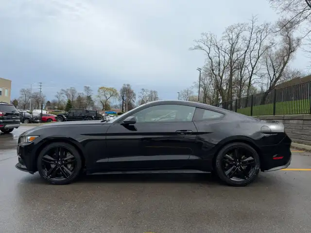 2016 Ford Mustang 2dr Fastback EcoBoost - Photo 3