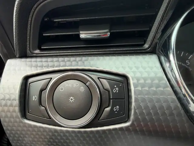 2016 Ford Mustang 2dr Fastback EcoBoost - Photo 15