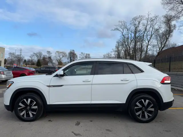 2020 Volkswagen Atlas Cross Sport Trendline 2.0 TSI 4MOTION - Photo 3