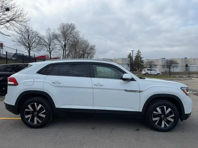 2020 Volkswagen Atlas Cross Sport Trendline 2.0 TSI 4MOTION - Photo 5