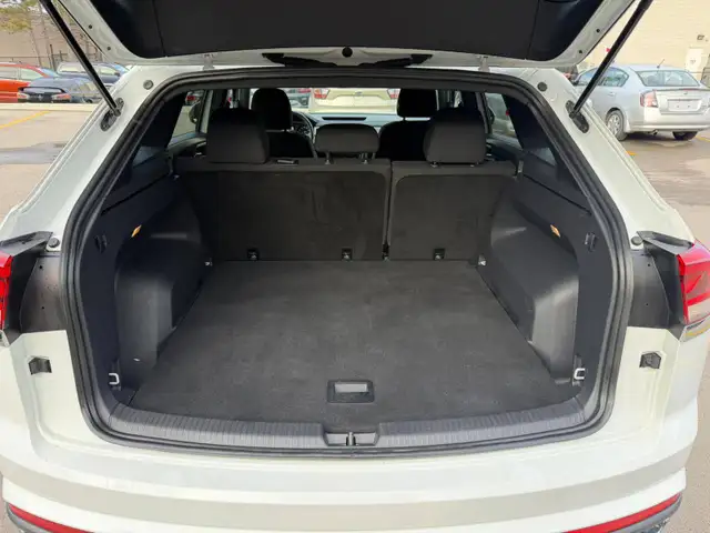 2020 Volkswagen Atlas Cross Sport Trendline 2.0 TSI 4MOTION - Photo 12